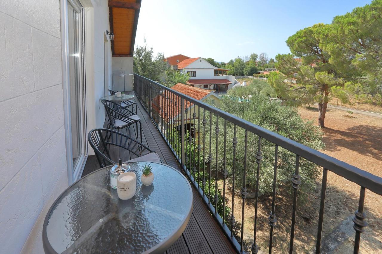Luxury Apartments Monika Near The Sea With Private Parking Bibinje Eksteriør billede